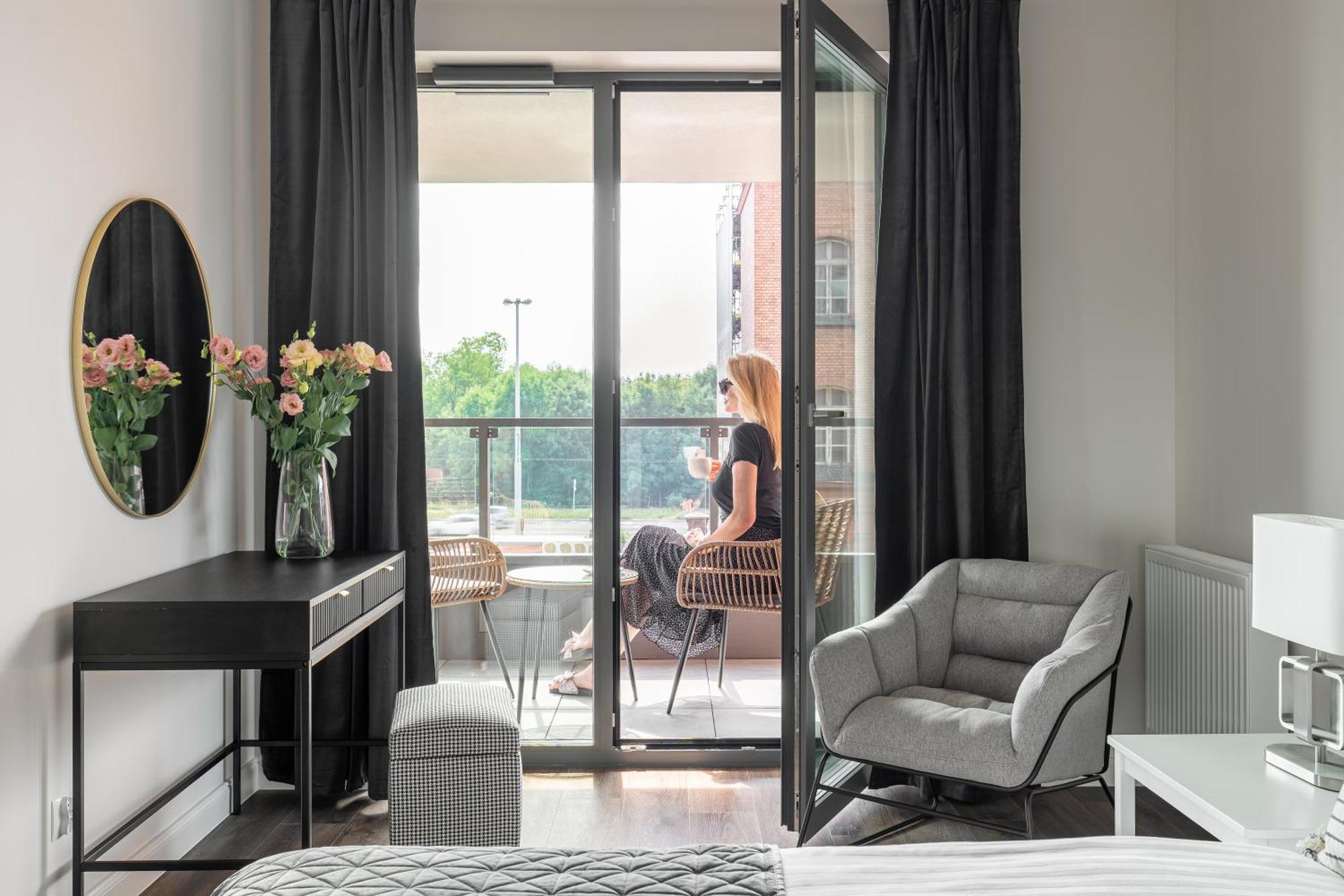Scala 60C City Center Apartments With Parking By Lion Apartments グダニスク エクステリア 写真