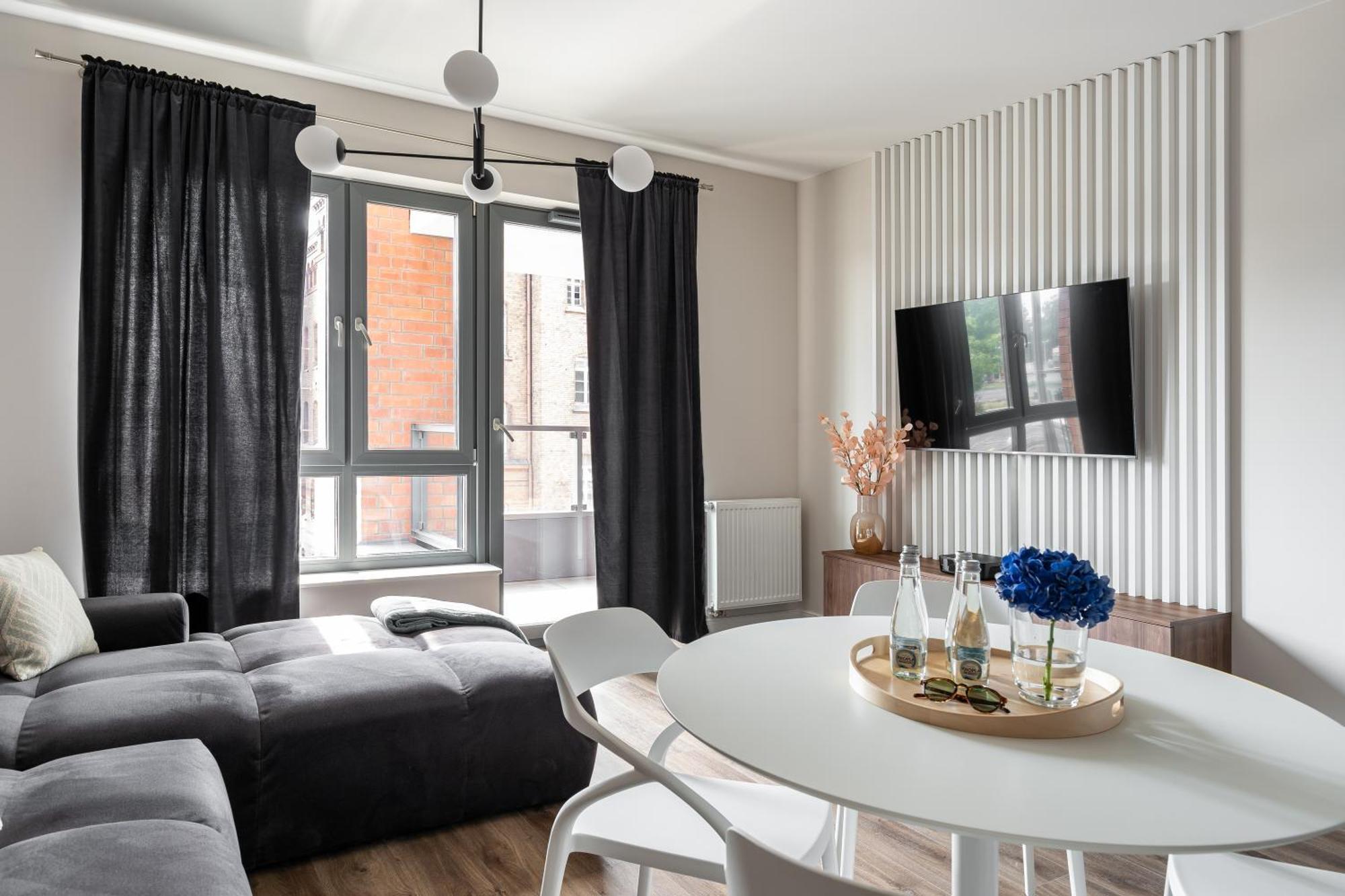Scala 60C City Center Apartments With Parking By Lion Apartments グダニスク エクステリア 写真